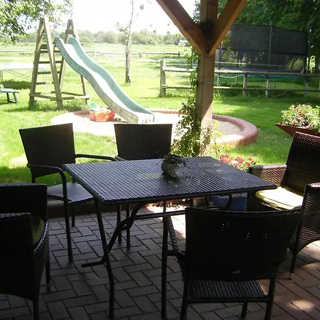 Ferienhaus Rosenblüte Ferienhaus *